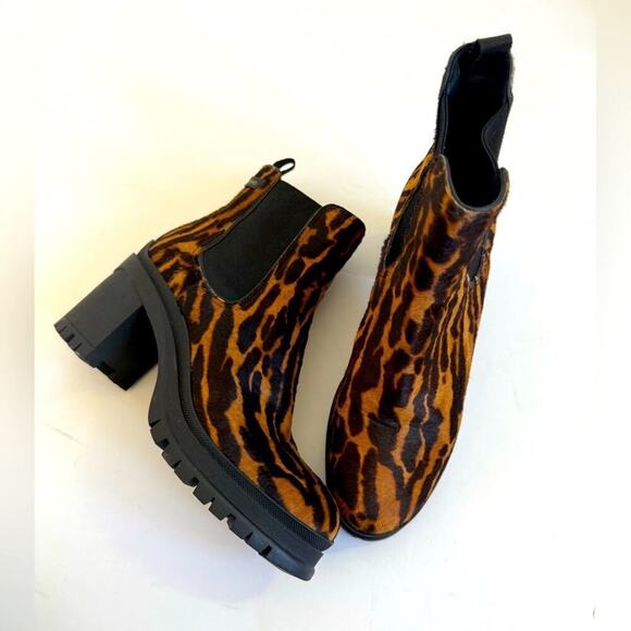 Prada Black Brown Calf Hair Leopard Print Lug Sole Chelsea Ankle boots EU 39 - Picture 2 of 12